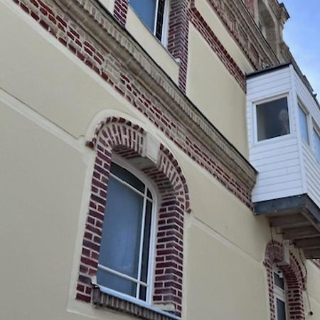 Appartement En Front De Mer A Villers-Sur-Mer Face Au Casino, 2P Tout Equipe Avec Parking Privatif - Fr-1-712-14 Экстерьер фото
